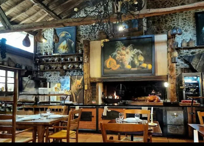 아파트 85 M2 De Plain-pied, 2chambres, 3 Lits Dans Maison Confortable Avec Vue Sur La Vallee Et Les Pyrenees Ariegeoises, Grande Terrasse Avec Barbecue Et Parking Gratuit Castéras