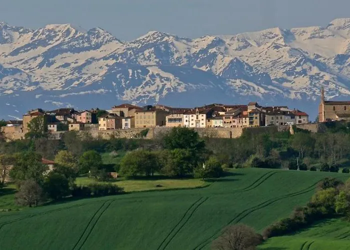 85 M2 De Plain-pied, 2chambres, 3 Lits Dans Maison Confortable Avec Vue Sur La Vallee Et Les Pyrenees Ariegeoises, Grande Terrasse Avec Barbecue Et Parking Gratuit Castéras