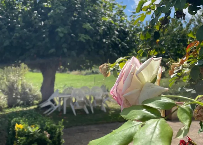 85 M2 De Plain-pied, 2chambres, 3 Lits Dans Maison Confortable Avec Vue Sur La Vallee Et Les Pyrenees Ariegeoises, Grande Terrasse Avec Barbecue Et Parking Gratuit Castéras