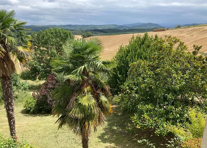 85 M2 De Plain-pied, 2chambres, 3 Lits Dans Maison Confortable Avec Vue Sur La Vallee Et Les Pyrenees Ariegeoises, Grande Terrasse Avec Barbecue Et Parking Gratuit * Castéras