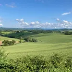 Apartamento 85 M2 De Plain-pied, 2chambres, 3 Lits Dans Maison Confortable Avec Vue Sur La Vallée Et Les Pyrénées Ariégeoises, Grande Terrasse Avec Barbecue Et Parking Gratuit *