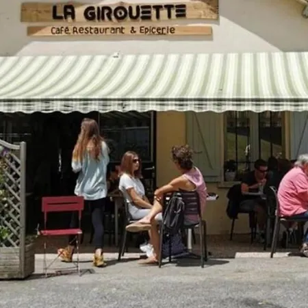 85 M2 De Plain-pied, 2chambres, 3 Lits Dans Maison Confortable Avec Vue Sur La Vallee Et Les Pyrenees Ariegeoises, Grande Terrasse Avec Barbecue Et Parking Gratuit Castéras