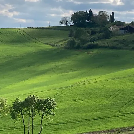 Appartamento 85 M2 De Plain-pied, 2chambres, 3 Lits Dans Maison Confortable Avec Vue Sur La Vallée Et Les Pyrénées Ariégeoises, Grande Terrasse Avec Barbecue Et Parking Gratuit *