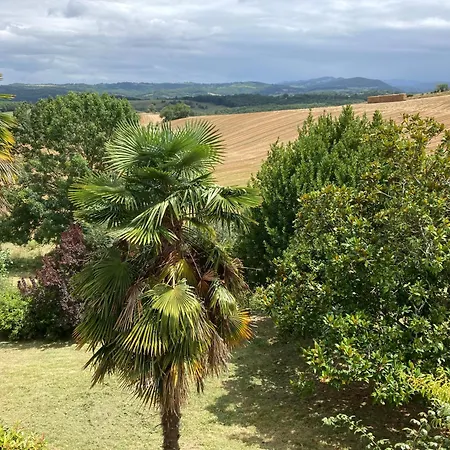 85 M2 De Plain-pied, 2chambres, 3 Lits Dans Maison Confortable Avec Vue Sur La Vallée Et Les Pyrénées Ariégeoises, Grande Terrasse Avec Barbecue Et Parking Gratuit * Castéras