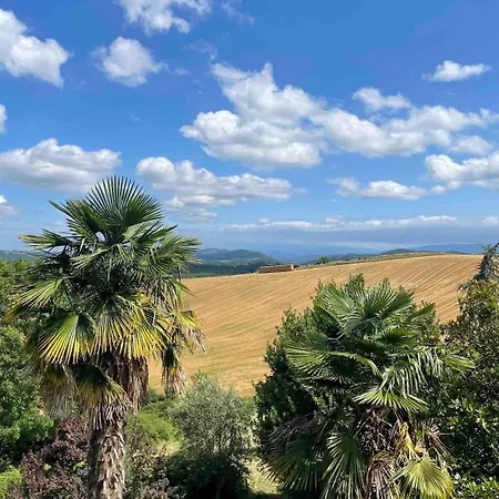 85 M2 De Plain-pied, 2chambres, 3 Lits Dans Maison Confortable Avec Vue Sur La Vallee Et Les Pyrenees Ariegeoises, Grande Terrasse Avec Barbecue Et Parking Gratuit * Castéras