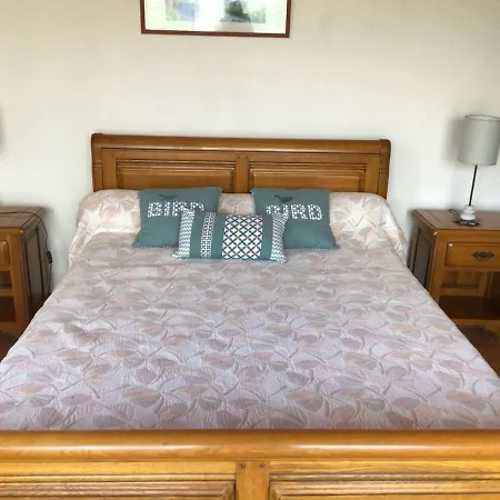 85 M2 De Plain-pied, 2chambres, 3 Lits Dans Maison Confortable Avec Vue Sur La Vallee Et Les Pyrenees Ariegeoises, Grande Terrasse Avec Barbecue Et Parking Gratuit Castéras