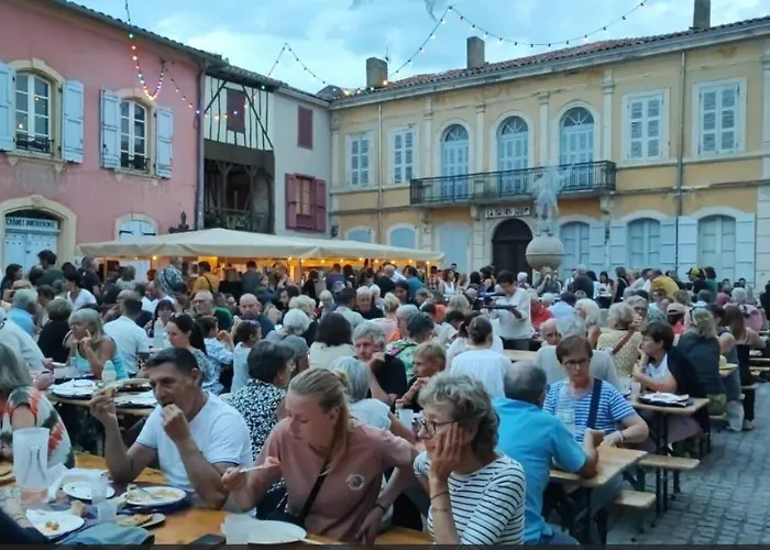 85 M2 De Plain-pied, 2chambres, 3 Lits Dans Maison Confortable Avec Vue Sur La Vallee Et Les Pyrenees Ariegeoises, Grande Terrasse Avec Barbecue Et Parking Gratuit * Castéras