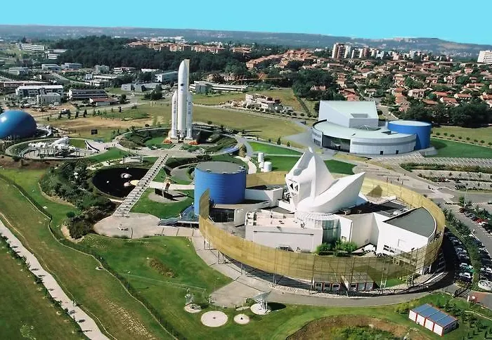 85 M2 De Plain-pied, 2chambres, 3 Lits Dans Maison Confortable Avec Vue Sur La Vallee Et Les Pyrenees Ariegeoises, Grande Terrasse Avec Barbecue Et Parking Gratuit