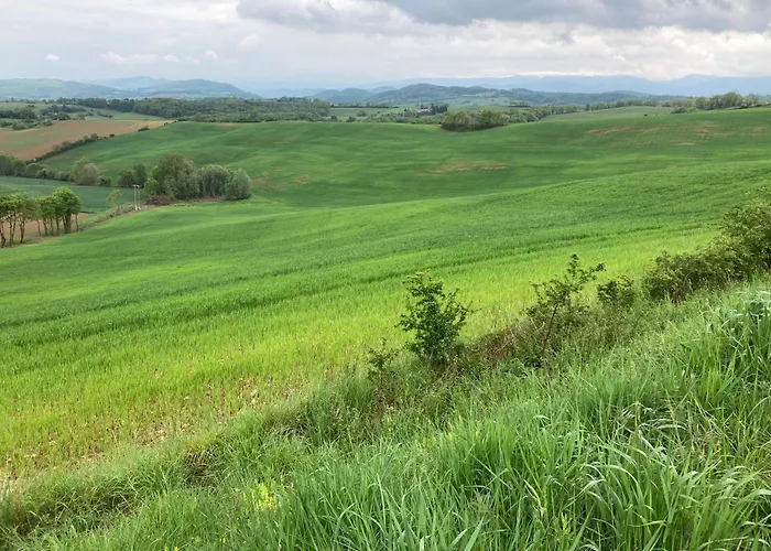 Appartamento 85 M2 De Plain-pied, 2chambres, 3 Lits Dans Maison Confortable Avec Vue Sur La Vallée Et Les Pyrénées Ariégeoises, Grande Terrasse Avec Barbecue Et Parking Gratuit *