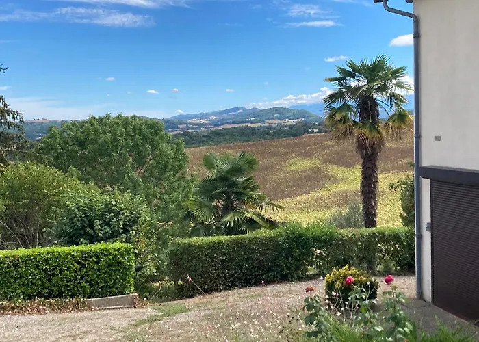 85 M2 De Plain-pied, 2chambres, 3 Lits Dans Maison Confortable Avec Vue Sur La Vallée Et Les Pyrénées Ariégeoises, Grande Terrasse Avec Barbecue Et Parking Gratuit